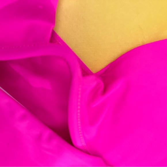 * NEW* Fashion Nova HOT PINK 1 pc SWIMSUIT - Picture 5 of 10